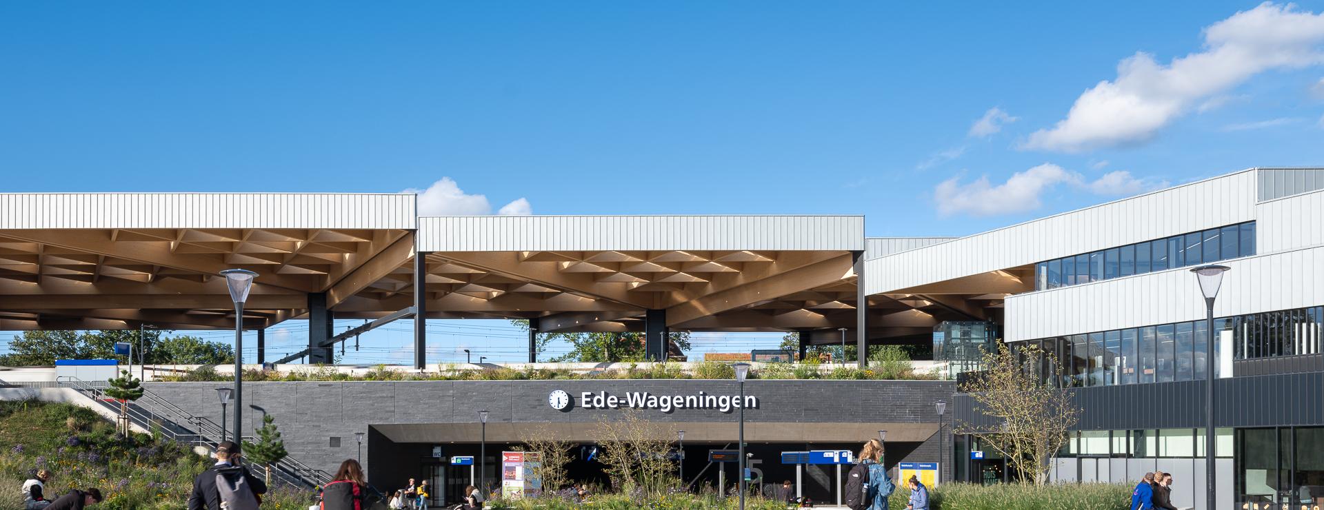 HES_REF_Station_Ede_Wageningen_NL_20240913_005__copy__Stijn_Poelstra | © Stijn Poelstra