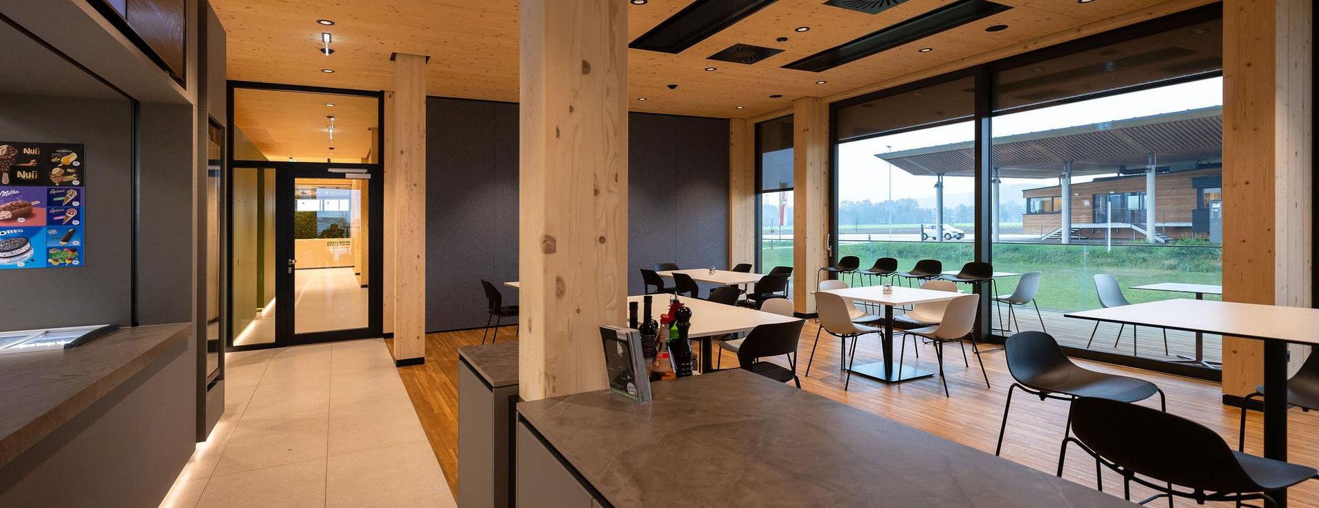 299-HNT STA AT PRE 20241024 Kantine 06A8281 © Trecolore Architects