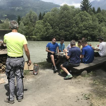 IMG_4536 | © Grillmeister Lukas Zlanabitnig bei der Arbeit. © HASSLACHER Gruppe