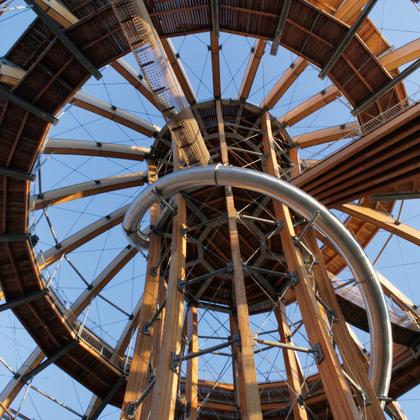 Holzkugel_Innenturm_1