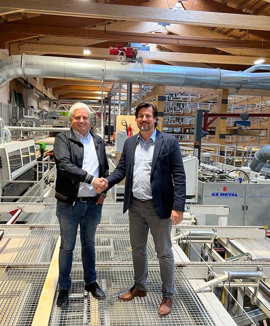 Gerhard-Goeritzer_und_Christoph-Kulterer_bei_der_Uebernahme_der_Gemson-GmbH