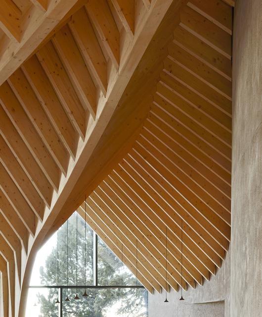 Berghu__tte_Oberholz_06__copy__HASSLACHER_Gruppe__Oskar_DaRiz | © HASSLACHER Gruppe | OskarDaRiz for Arch. Peter Pichler / Pavol Micolajcak