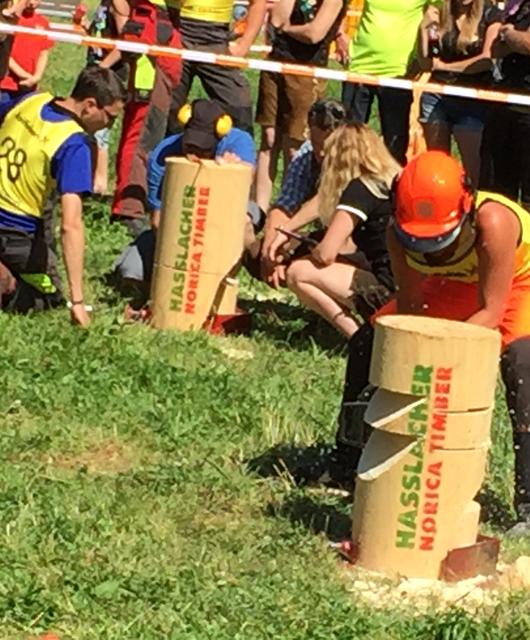 Holzstraszenkirchtag_St__Urband_2016__2_ | © Bei den Wettkämpfen wurde auch auf 'Frauenpower' gesetzt.