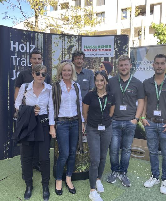 LehreonAir_LucasEbner_DrDemschar_EvaRamsbacher_JudithMurauer_NataschaJost_SandroPacher_MartinWalasch_cHasslacherGruppe_3405