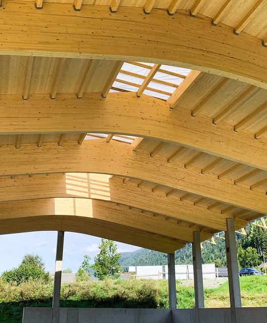 Gewerbehalle_Ladsta__tter_05__copy__Holzbau_Faltheiner | © Holzbau Faltheiner