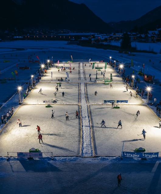Pond_Hockey_Weissensee_Hasslacher-1854 | © Peter Maier