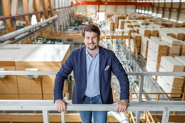 HNT_Portraits_and_Action_CEO_Christoph_Kulterer__c_Tinefoto____2017-09-21_0241_klein | © Christoph Kulterer (CEO HASSLACHER Gruppe) © TINEFOTO / HASSLACHER Gruppe
