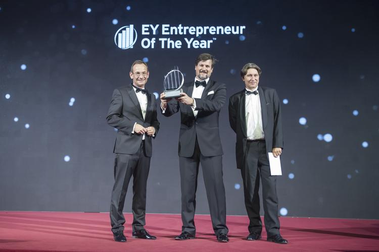 EntrepreneurOfTheYear2021_ErichLehner_ChristophKulterer_AndreasLampl_c_PointofView