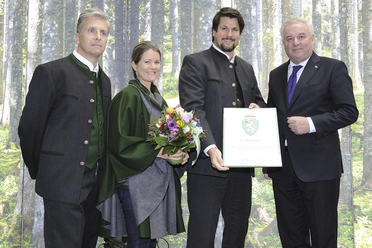 Manfred_Steinwiedder_Claudia_Kulterer_Christoph_Kulterer_LH_Hermann_Schutzenhofer_fotoStrametz036