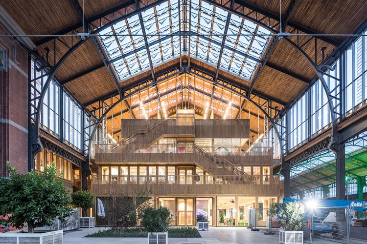 Gare_maritime_Bru__ssel_-_Hasslacher__copy__Maxime_Vermeulen-15 | © Maxime Vermeulen