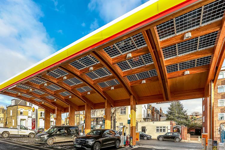 Shell_Electric_Vehicle_Carhging_Hub_Fulham_ArteliaUK_GJP_0563__copy__Gary_Britton
